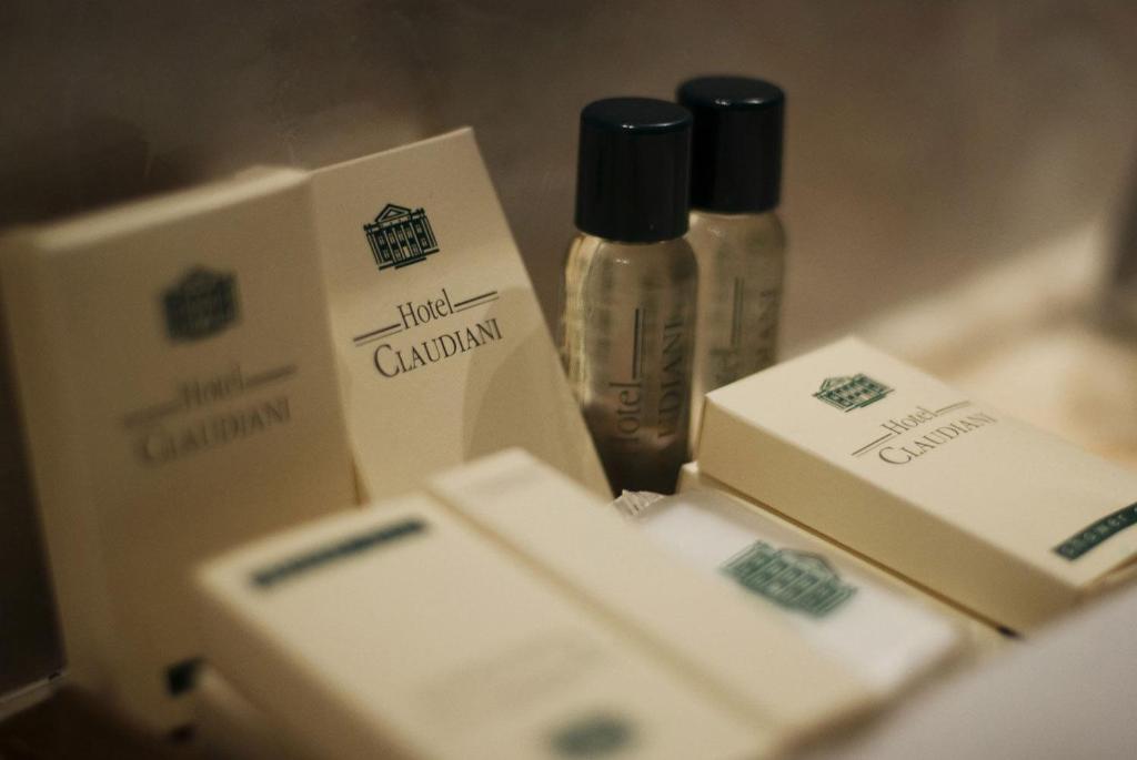 Hotel Claudiani Macerata Zimmer foto