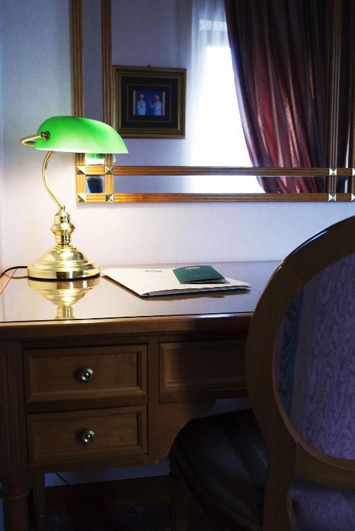 Hotel Claudiani Macerata Zimmer foto